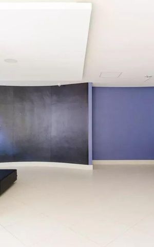 Apartamento à venda com 93m², 3 quartos e 2 vagas Apartamento à venda com 93m², 3 quartos e 2 vagasÁrea Comum - Salão de Jogos