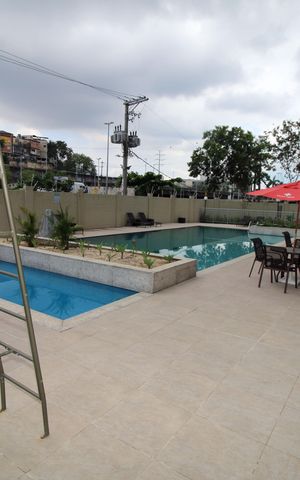 Apartamento à venda com 37m², 2 quartos e sem vagaÁrea comum - Piscina