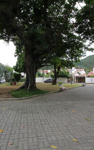 Casa de condomínio à venda com 230m², 3 quartos e 3 vagasPraça