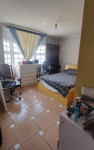 Casa à venda com 220m², 5 quartos e 2 vagas