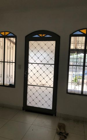 Casa à venda com 160m², 3 quartos e 4 vagas