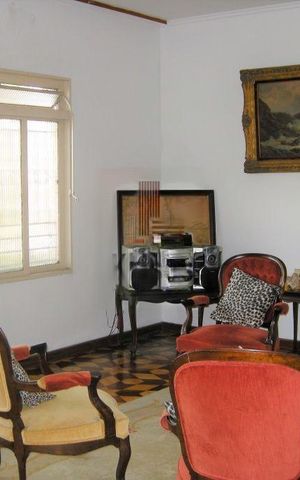 Casa à venda com 335m², 3 quartos e 6 vagas