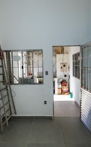 Casa para alugar com 150m², 1 quarto e sem vagaSala