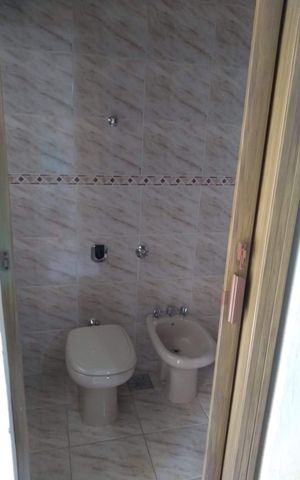 Apartamento à venda com 78m², 2 quartos e sem vaga Apartamento à venda com 78m², 2 quartos e sem vagaBanheiro