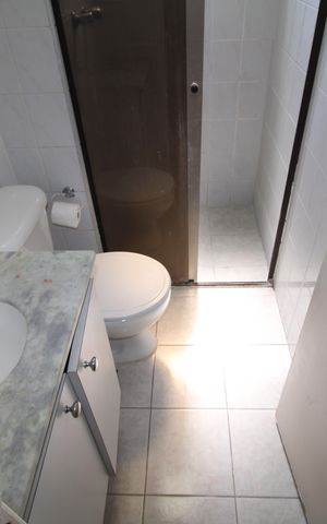 Apartamento à venda com 70m², 3 quartos e 1 vagaBanheiro 2