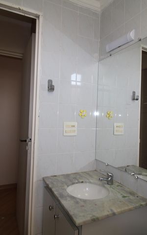 Apartamento à venda com 70m², 3 quartos e 1 vagaBanheiro 2