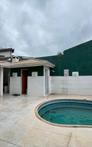 Casa de condomínio à venda com 360m², 4 quartos e 4 vagas
