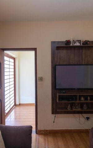 Casa à venda com 313m², 4 quartos e 2 vagas Casa à venda com 313m², 4 quartos e 2 vagasSala da Casa 01