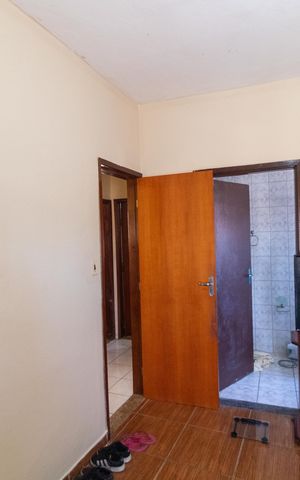 Casa à venda com 313m², 4 quartos e 2 vagas Casa à venda com 313m², 4 quartos e 2 vagasSuíte da Casa 01
