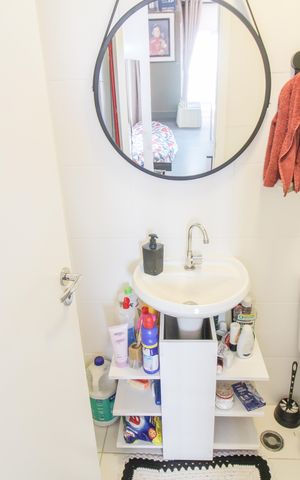Apartamento para alugar com 28m², 1 quarto e sem vaga Apartamento para alugar com 28m², 1 quarto e sem vagaBanheiro