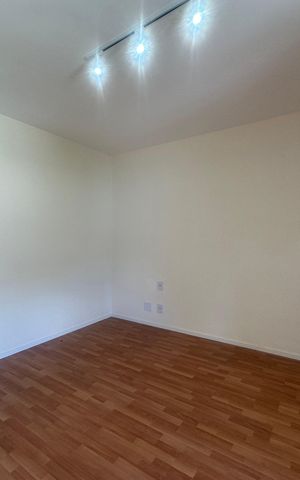 Casa de condomínio à venda com 362m², 3 quartos e 4 vagas Casa de condomínio à venda com 362m², 3 quartos e 4 vagasSuíte 1
