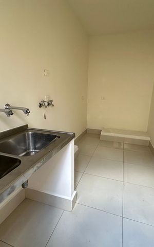 Casa de condomínio à venda com 362m², 3 quartos e 4 vagas Casa de condomínio à venda com 362m², 3 quartos e 4 vagasÁrea de Serviço