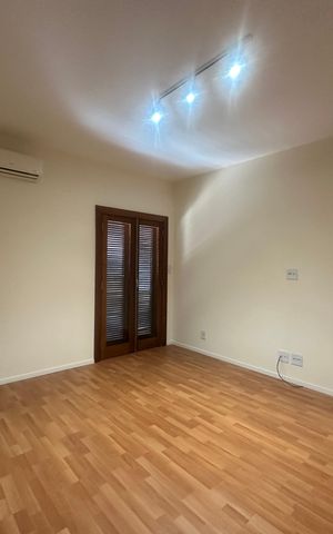 Casa de condomínio à venda com 362m², 3 quartos e 4 vagas Casa de condomínio à venda com 362m², 3 quartos e 4 vagasSuíte 1