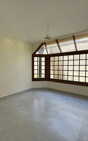 Casa de condomínio à venda com 362m², 3 quartos e 4 vagas Casa de condomínio à venda com 362m², 3 quartos e 4 vagasCopa