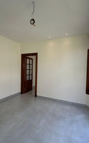 Casa de condomínio à venda com 362m², 3 quartos e 4 vagas Casa de condomínio à venda com 362m², 3 quartos e 4 vagasCopa