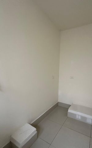 Casa de condomínio à venda com 362m², 3 quartos e 4 vagas Casa de condomínio à venda com 362m², 3 quartos e 4 vagasÁrea de Serviço