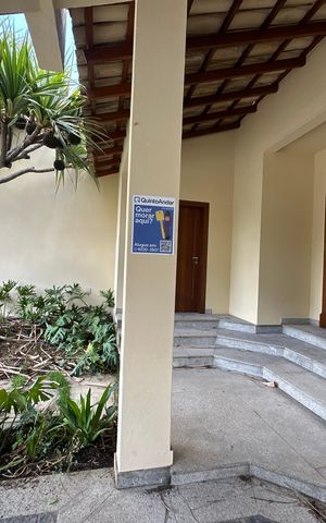 Casa de condomínio à venda com 362m², 3 quartos e 4 vagas Casa de condomínio à venda com 362m², 3 quartos e 4 vagasPlaca
