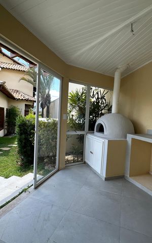 Casa de condomínio à venda com 362m², 3 quartos e 4 vagas Casa de condomínio à venda com 362m², 3 quartos e 4 vagasChurrasqueira