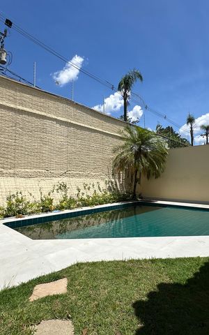Casa de condomínio à venda com 362m², 3 quartos e 4 vagas Casa de condomínio à venda com 362m², 3 quartos e 4 vagasPiscina
