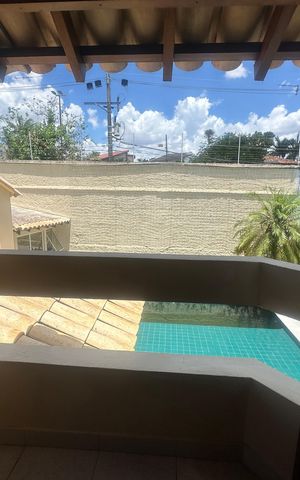 Casa de condomínio à venda com 362m², 3 quartos e 4 vagas Casa de condomínio à venda com 362m², 3 quartos e 4 vagasSacada da Suíte 1