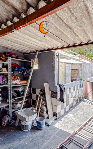 Casa à venda com 100m², 2 quartos e 1 vagaÁrea externa