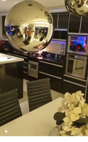 Apartamento à venda com 84m², 1 quarto e 2 vagas Apartamento à venda com 84m², 1 quarto e 2 vagasCozinha