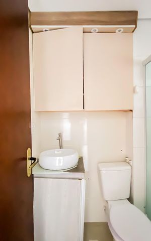 Apartamento à venda com 39m², 2 quartos e 1 vaga Apartamento à venda com 39m², 2 quartos e 1 vagaBanheiro