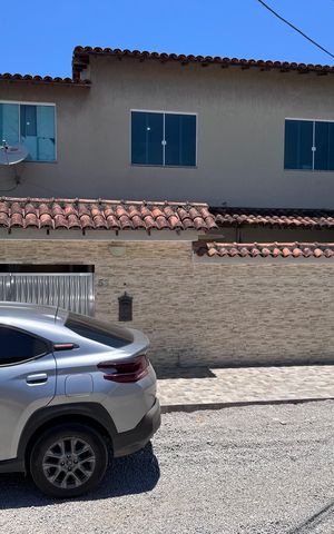 Casa de condomínio à venda com 200m², 2 quartos e 5 vagas Casa de condomínio à venda com 200m², 2 quartos e 5 vagasFachada