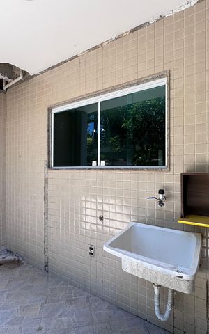Casa de condomínio à venda com 200m², 2 quartos e 5 vagas Casa de condomínio à venda com 200m², 2 quartos e 5 vagasÁrea de Serviço