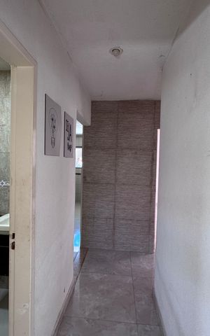 Casa de condomínio à venda com 200m², 2 quartos e 5 vagas Casa de condomínio à venda com 200m², 2 quartos e 5 vagasCorredor