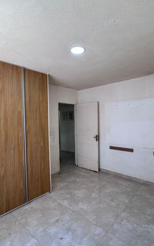 Casa de condomínio à venda com 200m², 2 quartos e 5 vagas Casa de condomínio à venda com 200m², 2 quartos e 5 vagasSuíte