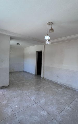 Casa de condomínio à venda com 200m², 2 quartos e 5 vagas Casa de condomínio à venda com 200m², 2 quartos e 5 vagasSala