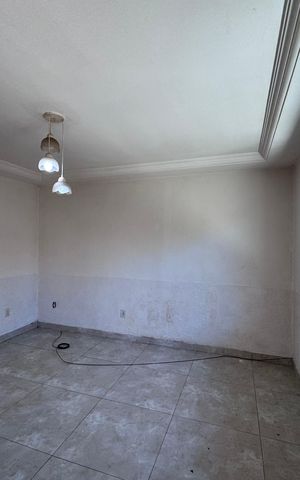 Casa de condomínio à venda com 200m², 2 quartos e 5 vagas Casa de condomínio à venda com 200m², 2 quartos e 5 vagasSala