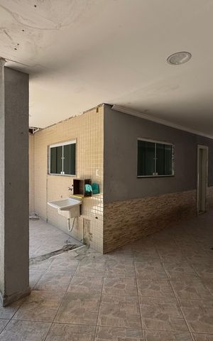 Casa de condomínio à venda com 200m², 2 quartos e 5 vagas Casa de condomínio à venda com 200m², 2 quartos e 5 vagasÁrea externa