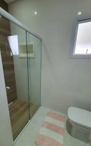 Casa de condomínio à venda com 440m², 4 quartos e 6 vagas