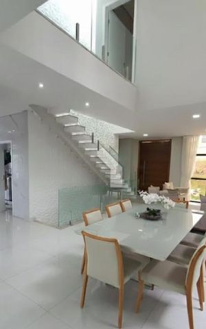 Casa de condomínio à venda com 440m², 4 quartos e 6 vagas