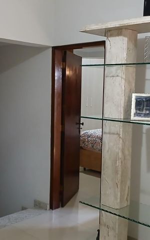 Casa à venda com 385m², 5 quartos e 5 vagas