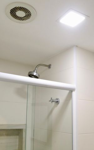 Studio à venda com 33m², 1 quarto e 1 vaga Studio à venda com 33m², 1 quarto e 1 vagaBanheiro