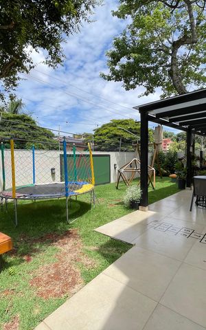 Casa de condomínio à venda com 136m², 3 quartos e 2 vagas Casa de condomínio à venda com 136m², 3 quartos e 2 vagasÁrea comum