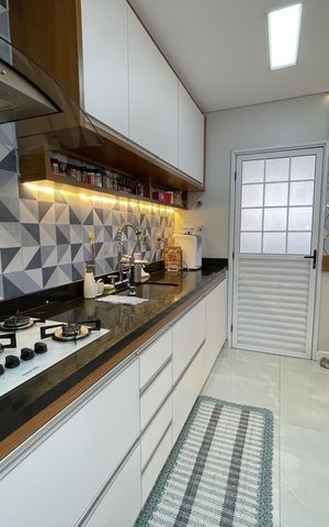 Casa de condomínio à venda com 136m², 3 quartos e 2 vagas Casa de condomínio à venda com 136m², 3 quartos e 2 vagasCozinha