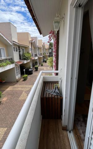 Casa de condomínio à venda com 136m², 3 quartos e 2 vagas Casa de condomínio à venda com 136m², 3 quartos e 2 vagasVaranda do Quarto 2