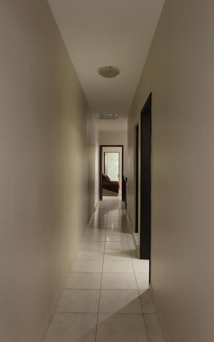 Casa à venda com 80m², 3 quartos e 1 vagaCorredor do segundo piso