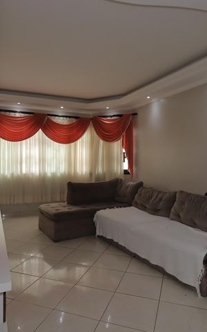 Casa à venda com 80m², 3 quartos e 1 vagaSala