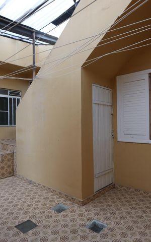 Casa à venda com 254m², 6 quartos e 6 vagasQuintal