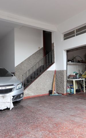 Casa à venda com 254m², 6 quartos e 6 vagasGaragem