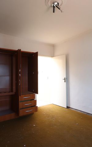 Casa à venda com 254m², 6 quartos e 6 vagasQuarto 3