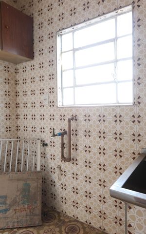 Casa à venda com 254m², 6 quartos e 6 vagasLavanderia
