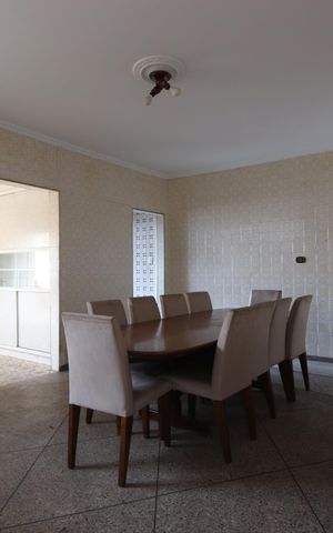 Casa à venda com 254m², 6 quartos e 6 vagasCopa