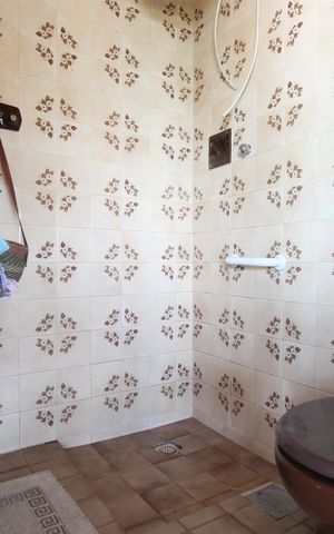 Casa de condomínio à venda com 1500m², 4 quartos e 3 vagasÁrea de serviço - Banheiro