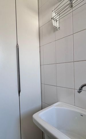 Apartamento à venda com 88m², 2 quartos e 2 vagas Apartamento à venda com 88m², 2 quartos e 2 vagasCozinha e Área de Serviço